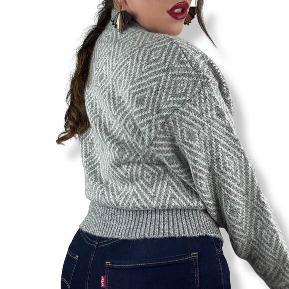 90's wool blend gray geometric knit sweater by ANGENIE - Picture 6 of 16